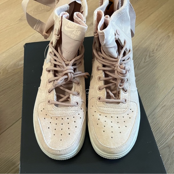 Nike Mid Air Force 1 - Picture 3 of 6